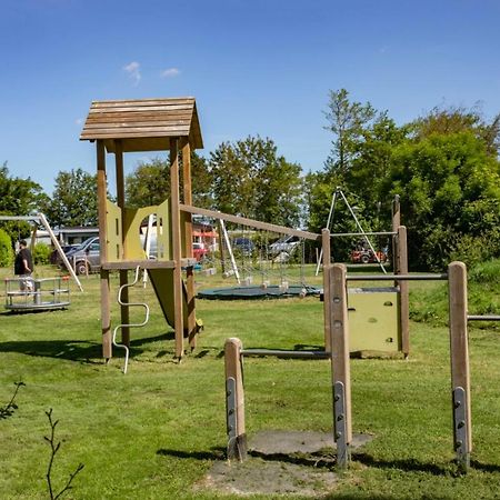 סנט מארטן Chalet 556 Op Recreatiepark De Wielen מראה חיצוני תמונה