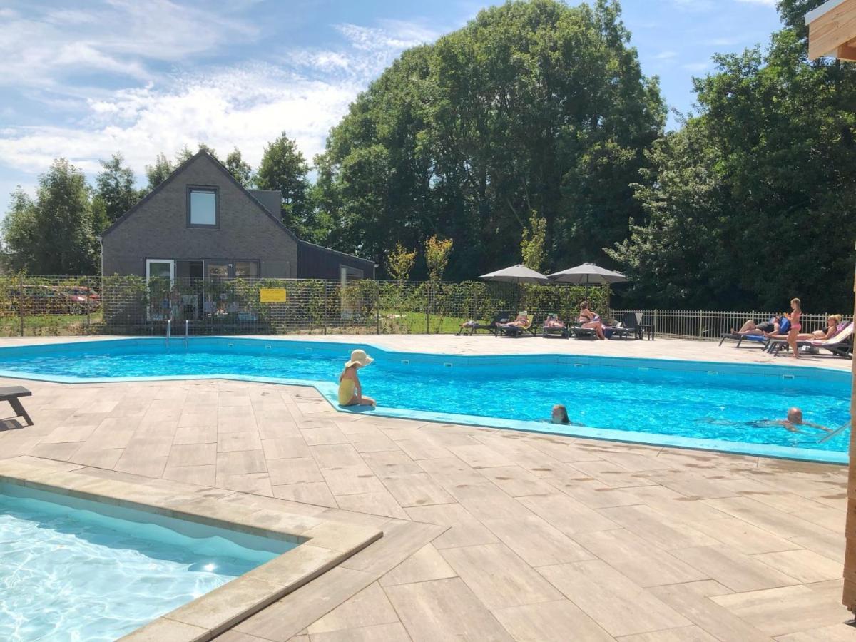 סנט מארטן Chalet 556 Op Recreatiepark De Wielen מראה חיצוני תמונה